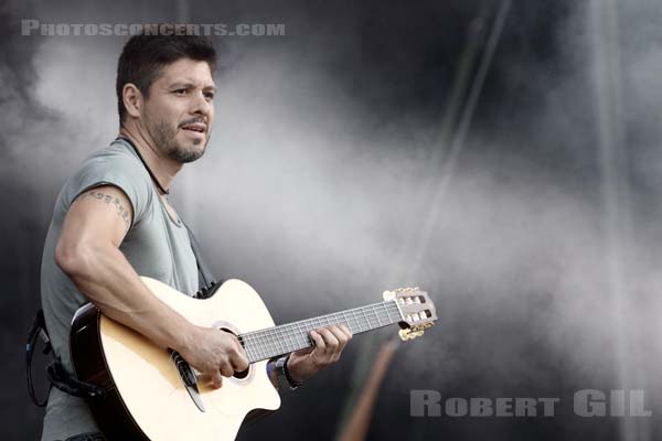 RODRIGO Y GABRIELA - 2015-08-28 - SAINT CLOUD - Domaine National - Grande Scene - 